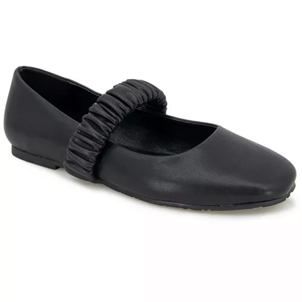 NWOT Kenneth Cole Reaction Women's Elema Ballet Flats
